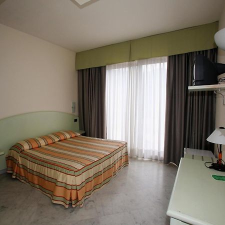 Hotel Elena Рекко Номер фото