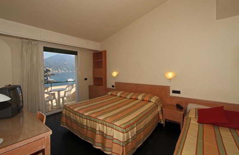 Hotel Elena Рекко Экстерьер фото