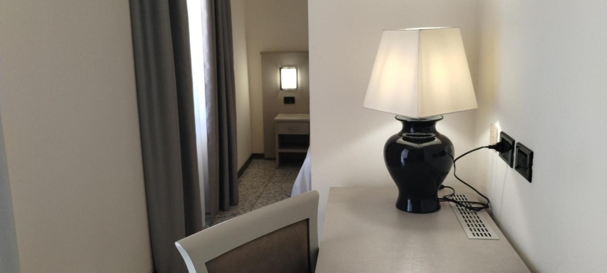 Hotel Elena Рекко Экстерьер фото